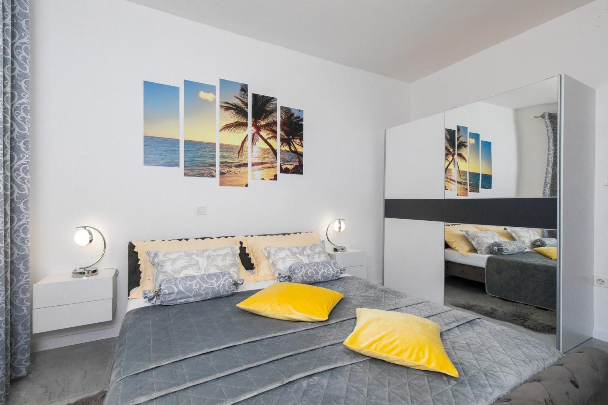 Apartment Tara With Seaview Krk Town Luaran gambar